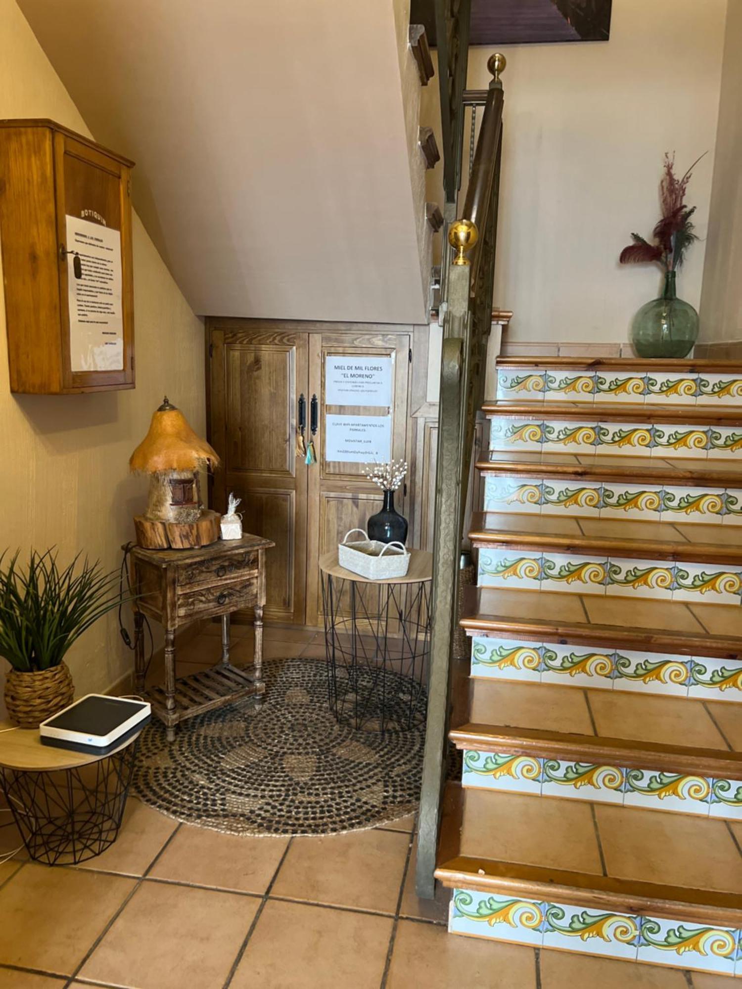 Apartamentos Los Parrales Villalba de la Sierra Esterno foto